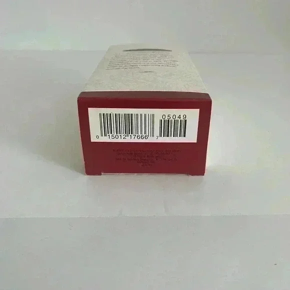 Hallmark Keepsake Ornament Barbie - Picture 6 of 13